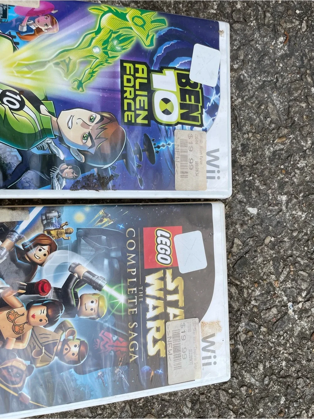 Lego Star Wars The Complete Saga Wii - Black, Gold, Blue Cover